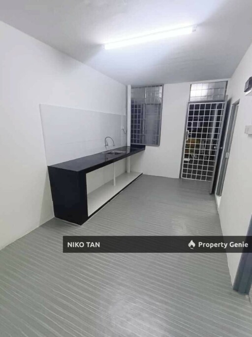 For Sale – Jalan Persiaran Sri Putri Cengal Flat New Painting Taman Putri, Kulai