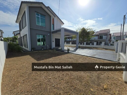 [Corner Unit] Koyak Plastik, Taman Serai Wangi