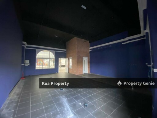 Ground Floor Shop Lot @ The Podium for Sale