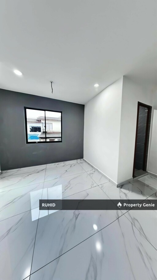 Renovated 3 Bedroom Double Storey House In Taman Skudai Baru