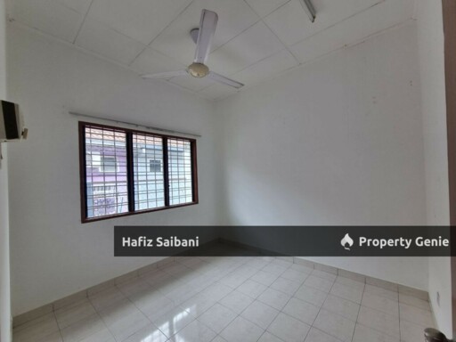 Single Storey Terrace Jalan Makyong Bandar Bukit Raja Klang
