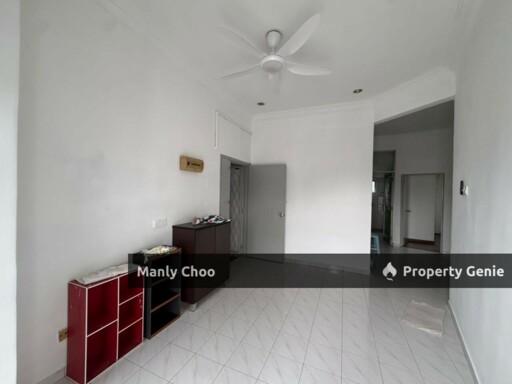 BELOW VALUE 75K FREEHOLD Sri Johor Apartment Semabok Melaka Raya TOWN