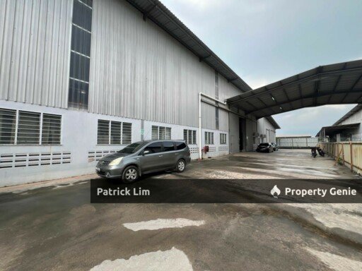 Factory / Warehouse For Rent @ Taman Perindustrian Krubong