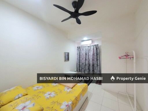 END LOT EXTRA LAND 2 STOREY TAMAN INDAH KLIA, SEPANG .
