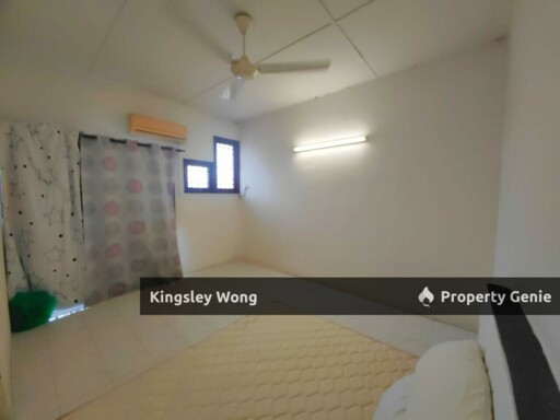 Taman Mas, Falim 2.5 Storey Terrace House Near Menglembu First Garden Basic Condition