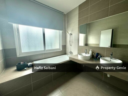Three Storey Semi D Clover Garden Residence Cyberjaya
