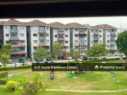 [Apartment for Sale] 3 Bedroom Apartment @ Taman Putra Indah, Seri Kembangan, Selangor | 864 sqft Built-up | 2 Bathrooms | Bumi Lot | RM220,000