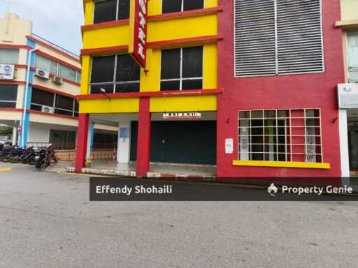 MEDAN SELAYANG SHOP GROUND FLOOR