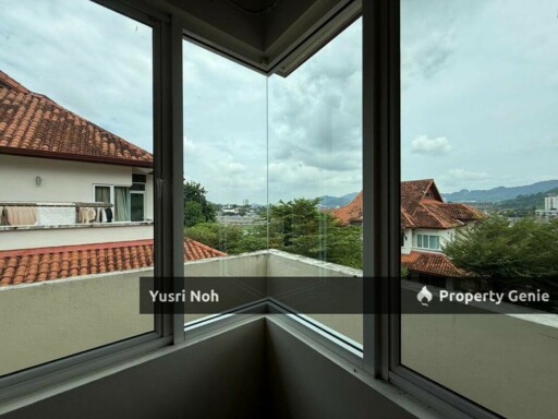 3.5 STOREY SEMI DETACHED BEVERLY HEIGHTS, AMPANG