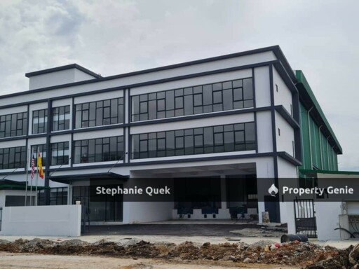 Port Klang 2.5 Storey Partial Furnished Office For Rent