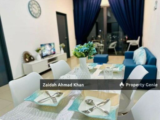 AERA RESIDENCE PETALING JAYA SERVICED RESIDENCE FOR RENT FULLY FURNISHED 2 CARPARK