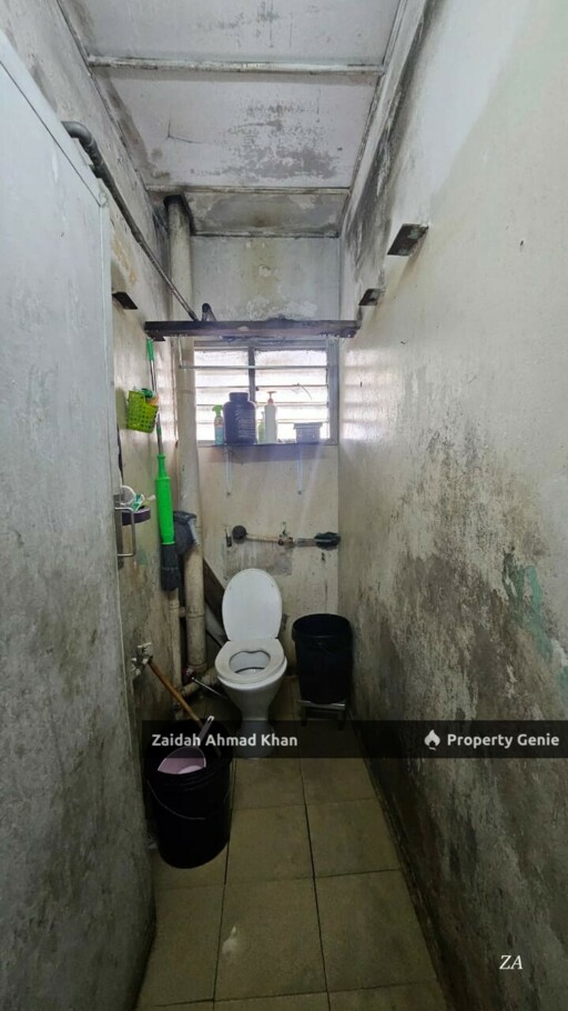 FLAT SRI INDAH LOW COST LEASEHOLD BUMI TENANTED THE LOWEST PRICE IN TOWN GREAT FOR INVESTMENT