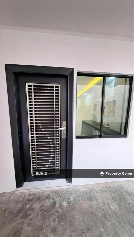 Renovated Freehold Low Cost Flat For Sale at Bandar Seri Alam, Masai