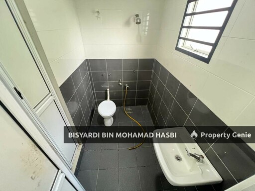 (Fully Renovated & Extended) Double Storey Terrace Taman Salak Perdana, Bandar Baru Salak Tinggi