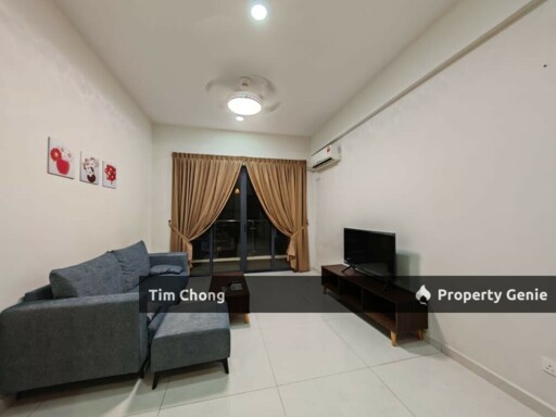 *Danga Bay Country Garden*