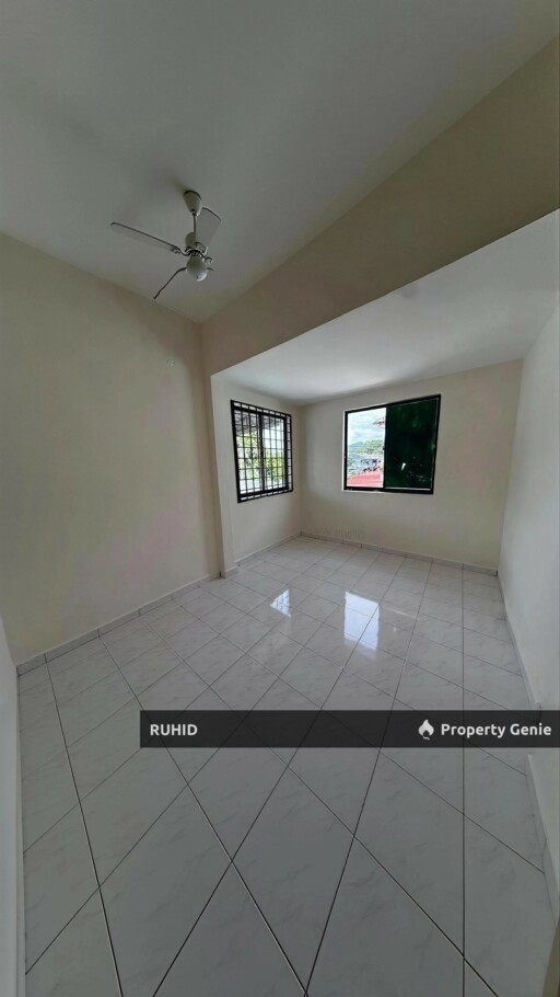 Single Storey Terrace House For Sale @ Taman Seraya, Kulai | Freehold | Renovated