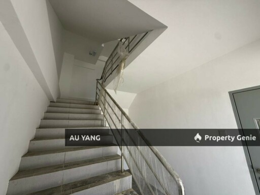 2.5 Storey Factory For Sale 2.5 层工业厂房出售 @ Simpang Ampat (Tasek)