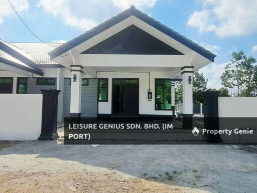 PERUMAHAN TELAGA MENGKUDU