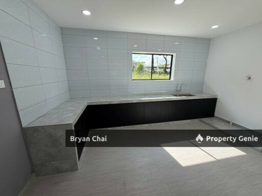 Single Storey Semi D Corner With Fully Renovated FAcing Garden