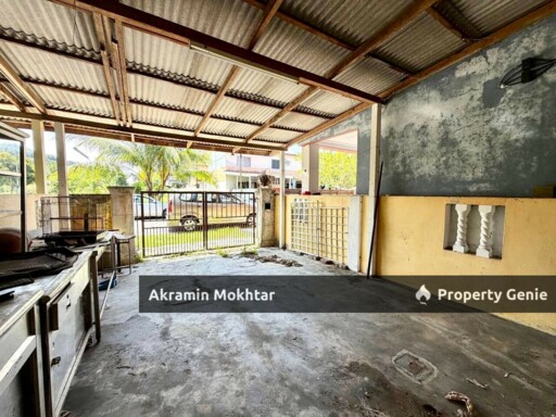 Facing Open & Extended | 2 Storey Terrace Taman Tasik Semenyih.