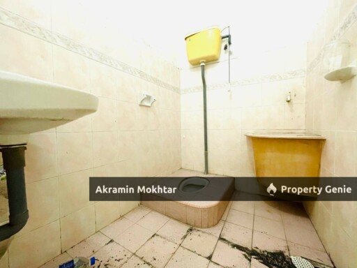 FREEHOLD & FACING OPEN | SINGLE STOREY TERRACE INTERMEDIATE HOUSE TAMAN SEMESTI TELUK INTAN PERAK