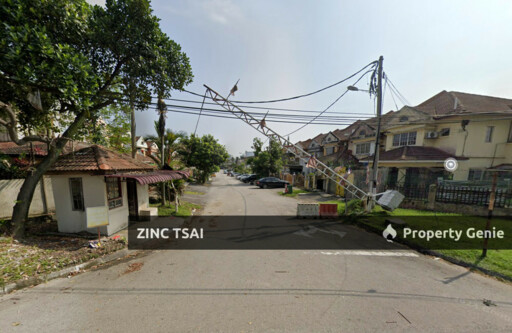 2 Storey End Lot Linked House @ Taman Putra Budiman {Save RM 238,000}