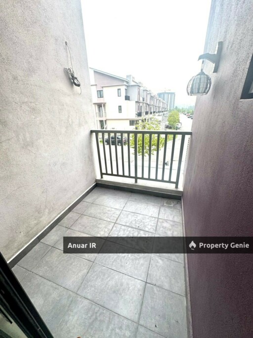 2-Storey The Strata TownHouse Bandar Puteri Bangi [Bandar Seri Putera]