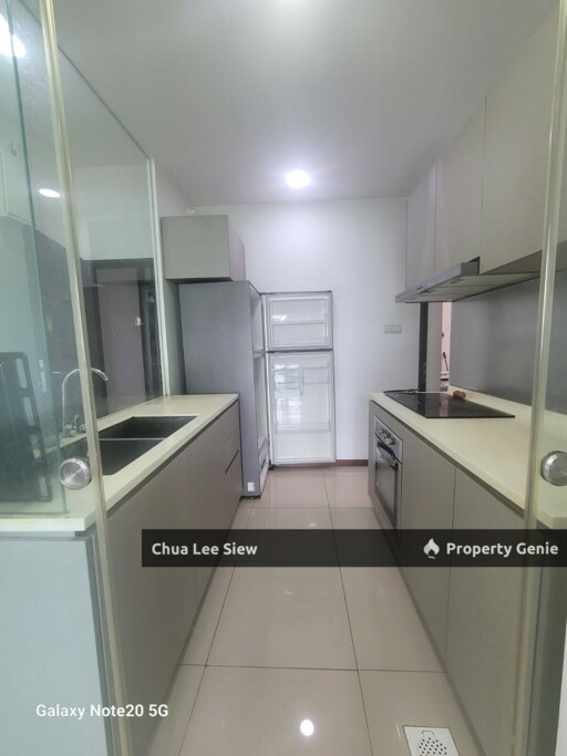Crescent Bay Suites @ Taman Bayu Puterti