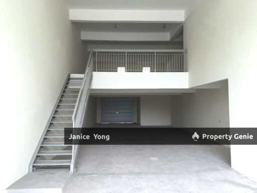 Danga Utama @ 3.5 Storey Shoplot