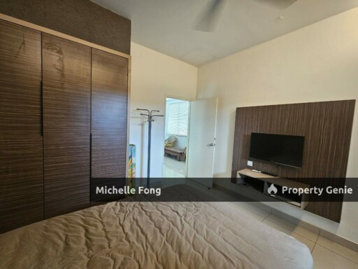 Maple Red @ Adda Height / Double Storey Semi Detached / Fully Renovated