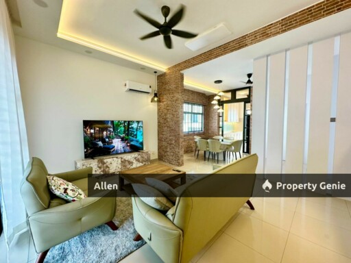 The Borough @ Eco Botanic 2 – Stunning Newly Renovated End Lot