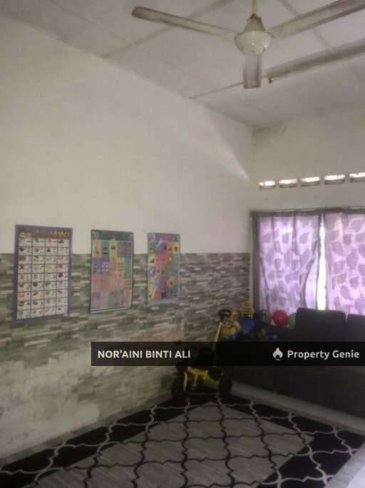 RUMAH TERES SETINGKAT DI  BUKIT SETONGKOL UNTUK DIJUAL