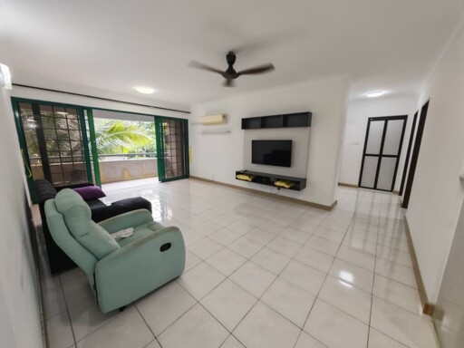 Straits View Condo For Rent