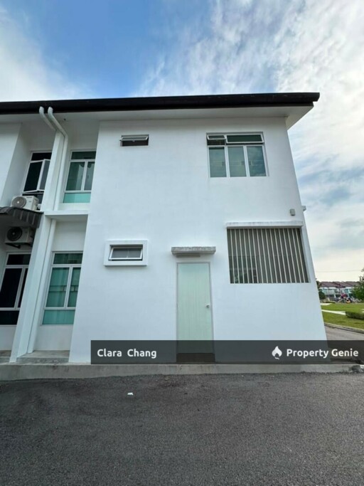 Taman Kluang Perdana Double Storey Endlot Terrace House for Sale