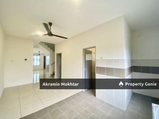 Double Storey Putra Heights,  Kampung Bukit Lanchong, Subang Jaya