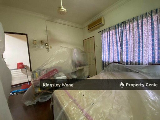 Gunung Rapat Ampang Double Storey Terrace House Fully Renovated Near Bank Shoplot