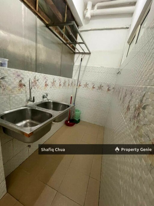 Freehold Corner Unit Apartment Kelana Central, SS6 Kelana Jaya