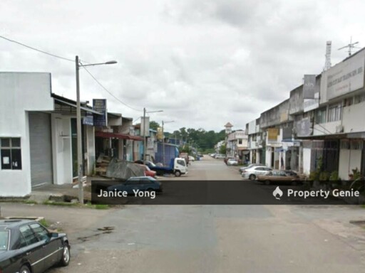 Taman Universiti @ 1.5 Storey Terrace Factory