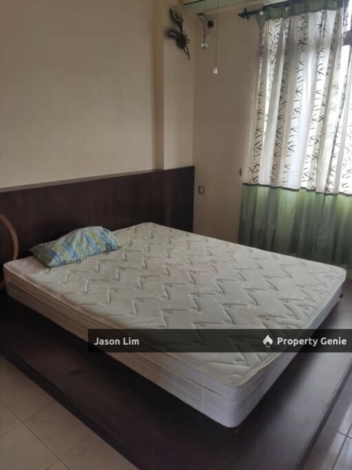 Sea Breeze Tower Apartment