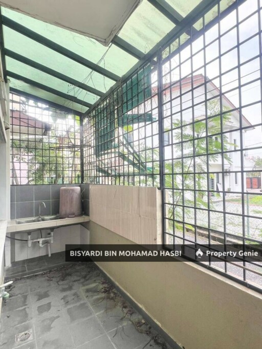 FACING OPEN RENOVATED 2 STOREY TAMAN PUNCAK SAUJANA, SEKSYEN 5 KAJANG .