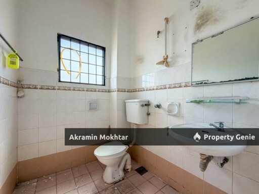 Freehold, End Lot & Fully Extended | 2 Storey Taman Kajang Prima, Kajang.