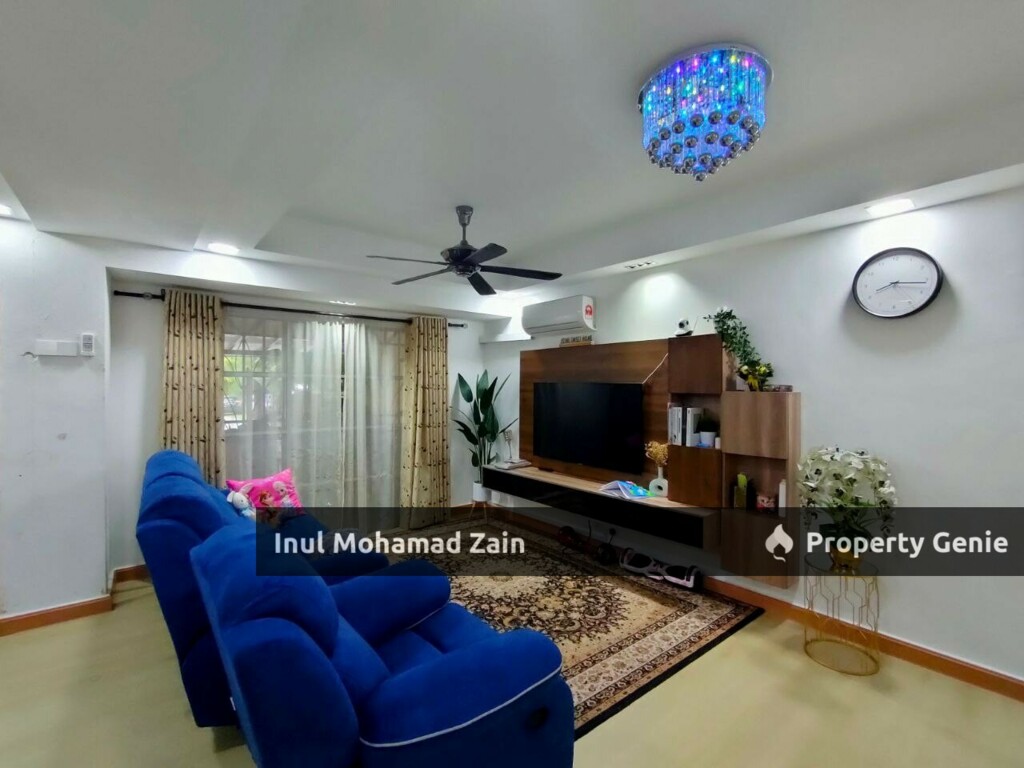 Saujana Impian Kajang Renovated Double Storey Terrace