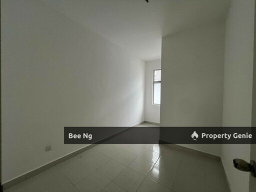 Erica @ Meridin East Pasir Gudang