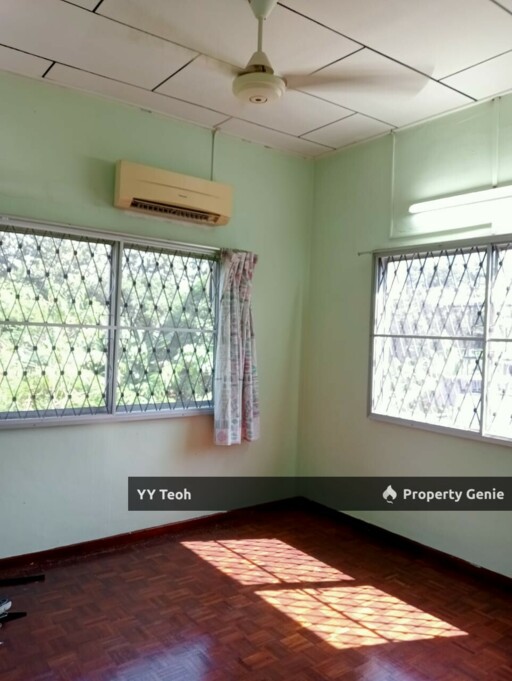 CORNER Bukit Beruang Double Storey Semi D