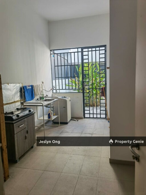 2 Storey Cluster House @ Bukit Indah for Sale