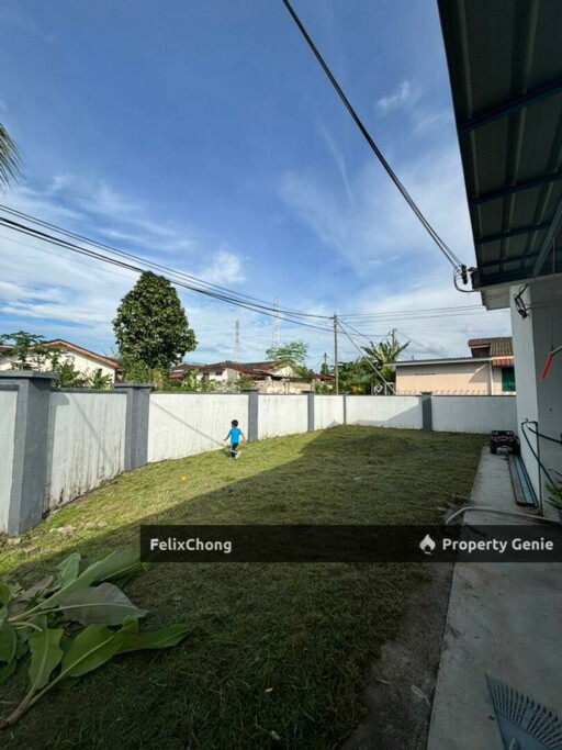 Taman Puteri Kluang Single Storey Corner Lot,Jalan Sutera,Kluang