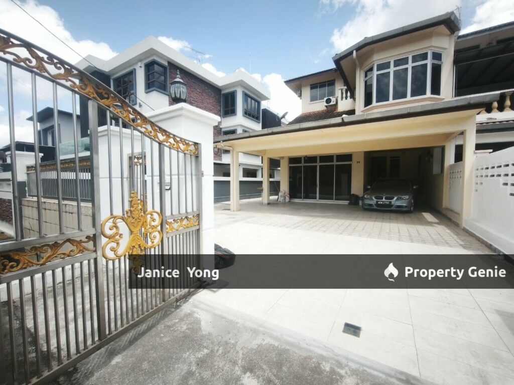 Taman Pelangi Jalan Jingga