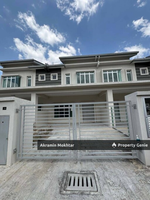 Rumah teres 2 tingkat UNTUK DISEWA di Jln Sukepi, Teluk Panglima Garang(Dekat dengan jalan kebun)