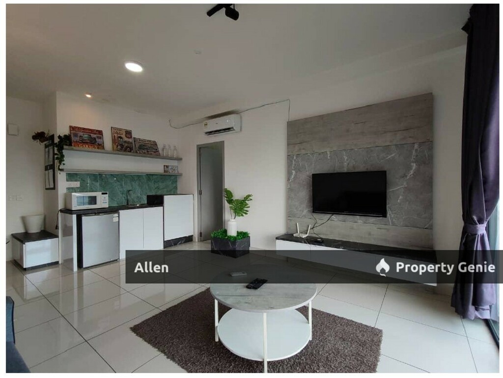 Convenient & Fully Equipped: 1 Tebrau Residence 1-Bed, 1-Bath with Car Park