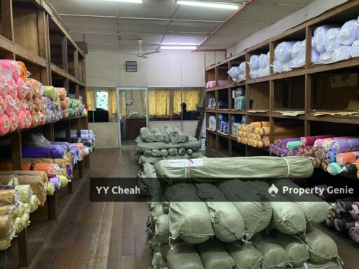 Ipoh Town 二奶巷 2 Storey End Lot Shop for Sale 20x100 For Sale, Freehold